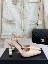 Load image into Gallery viewer, CC- Pearl ⚪️ Pointed Toe Pumps