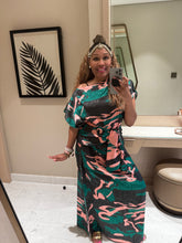 Load image into Gallery viewer, “I AM OH SO 💕💚 Pretty” Maxi Dress