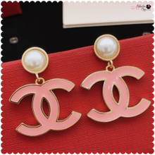 Load image into Gallery viewer, CC💕 Light Pink &amp; Pearl Earrings