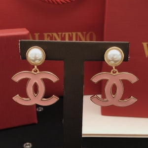 CC💕 Light Pink & Pearl Earrings