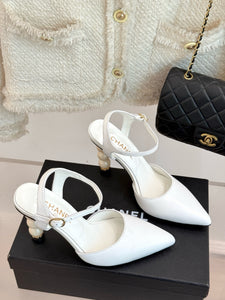 CC- Pearl ⚪️ Pointed Toe Pumps