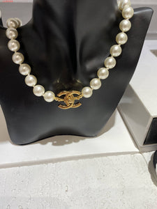 CC ⚪️ Single Strand Pearl Necklace