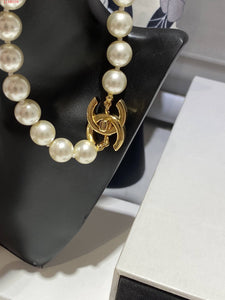 CC ⚪️ Single Strand Pearl Necklace