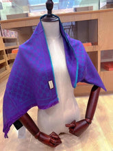 Load image into Gallery viewer, GG-Monogram 💖Two-Tone 💜💙 Scarves