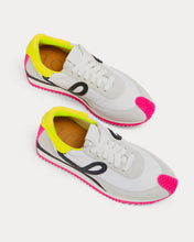 Load image into Gallery viewer, LOE- Flow Runner 💕💚 Sneakers