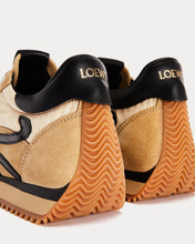 Load image into Gallery viewer, LOE- Flow Runner 💕💚 Sneakers