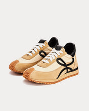 Load image into Gallery viewer, LOE- Flow Runner 💕💚 Sneakers