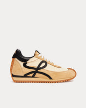 Load image into Gallery viewer, LOE- Flow Runner 💕💚 Sneakers
