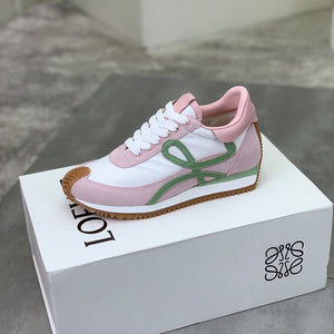 LOE- Flow Runner 💕💚 Sneakers
