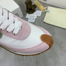 Load image into Gallery viewer, LOE- Flow Runner 💕💚 Sneakers