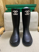 Load image into Gallery viewer, CC- Rain 💚💜💛🖤 Boots