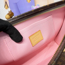 Load image into Gallery viewer, Toilet Pouch 💕💚