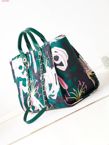 CC 💕💚 Deauville Shopping Tote
