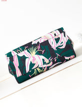 Load image into Gallery viewer, CC 💕💚 Deauville Shopping Tote