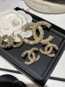 CC ⚪️ Pearls &  Baguette ✨ Jewelry  Set (Sold Separately)