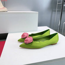 Load image into Gallery viewer, RV- Rose 🌸 Vivier Pumps &amp; Flats - Alabaster Box Boutique