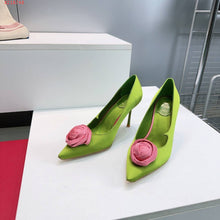 Load image into Gallery viewer, RV- Rose 🌸 Vivier Pumps &amp; Flats - Alabaster Box Boutique