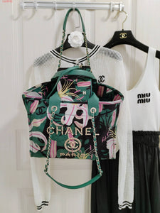 CC 💕💚 Deauville Shopping Tote