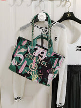 Load image into Gallery viewer, CC 💕💚 Deauville Shopping Tote