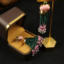Load image into Gallery viewer, Pretty 💕💚 “GlasK🪞” Earrings - Alabaster Box Boutique