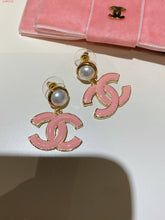 Load image into Gallery viewer, CC 💕 Blush Pink Earrings (Two Styles)