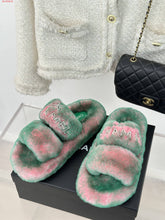 Load image into Gallery viewer, CC 💕💚 Fur Mules