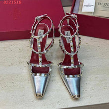 Load image into Gallery viewer, V- Rockstud ✨ Kidskin Pumps 100mm