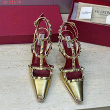 Load image into Gallery viewer, V- Rockstud ✨ Kidskin Pumps 100mm