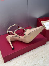 Load image into Gallery viewer, V- Rockstud ✨ Kidskin Pumps 100mm