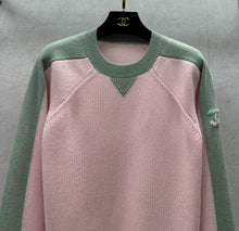 Load image into Gallery viewer, CC Pink &amp; Green 💕💚 Oversized Sweater