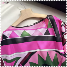 Load image into Gallery viewer, Pucci- Vivara 💕🖤💚 Blouse and Pants Set