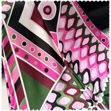 Load image into Gallery viewer, Pucci- Vivara 💕🖤💚 Blouse and Pants Set