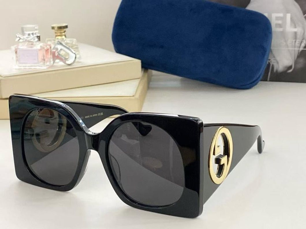 GiGantic 🖤 Sunglasses
