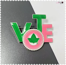 Load image into Gallery viewer, AKA 💕💚 VOTE 26 Brooch