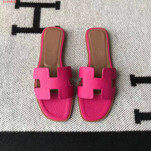 H- Oran 🐎 Slides Sandals