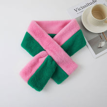 Load image into Gallery viewer, Pretty Girl 💞💚 2 Tone Fur Scarf