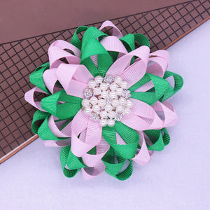 “A Pretty 💕💚 Frenzy” Brooch