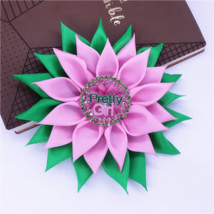 “Pretty 💕💚 When It Blooms” Ribbon Brooch- Pretty Girl