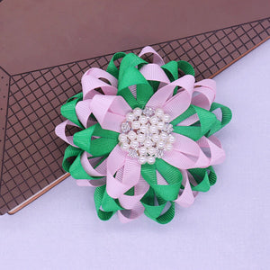 “A Pretty 💕💚 Frenzy” Brooch