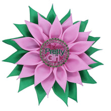 Load image into Gallery viewer, “Pretty 💕💚 When It Blooms” Ribbon Brooch- Pretty Girl