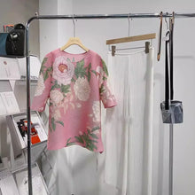 Load image into Gallery viewer, Chinese pleated 2024 spring/summer new  hot selling flower print ancient style design round neck lantern sleeves - Alabaster Box Boutique