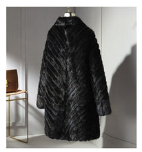Load image into Gallery viewer, Mink 👌🏾 Condition Fur Coat - Alabaster Box Boutique
