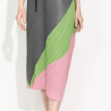 Load image into Gallery viewer, The “ChAKcoAl mAKAr 💕💚” Dress - Alabaster Box Boutique