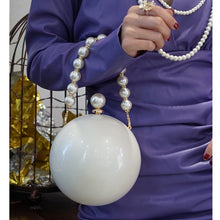 Load image into Gallery viewer, 2 PEARLfect ⚪️ Purse - Alabaster Box Boutique