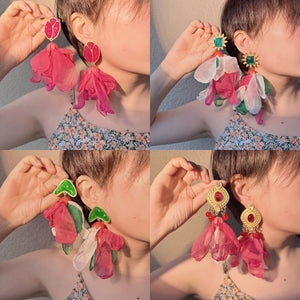 “Pretty 💕💚 Romantic” Earrings