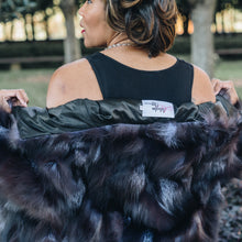 Load image into Gallery viewer, The Honorable 👑NE - Alabaster Box Boutique