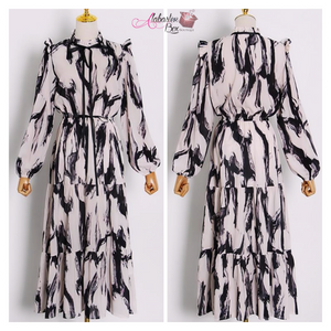 The "Pandemonium 🖤🤍" Dress - Alabaster Box Boutique