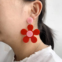 Load image into Gallery viewer, “Mini 💐 FLOW” Earrings
