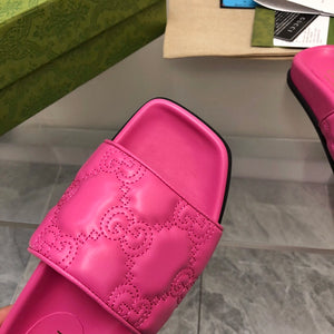 GG 💕💚 Matelassé Leather Slides
