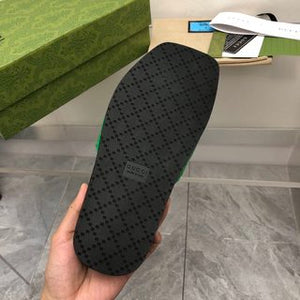GG 💕💚 Matelassé Leather Slides